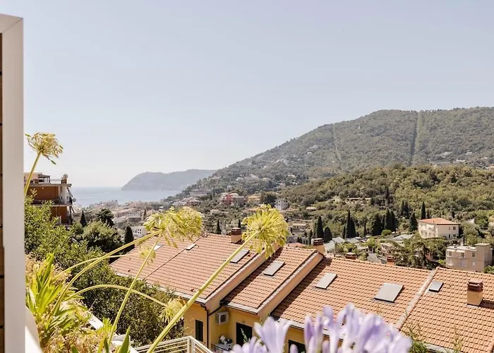 Daire Panoramic View Alassio